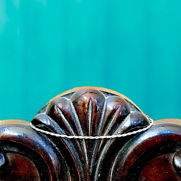 EUC! DELICATE STERLING SILVER BRACELET - Picture 2 of 5